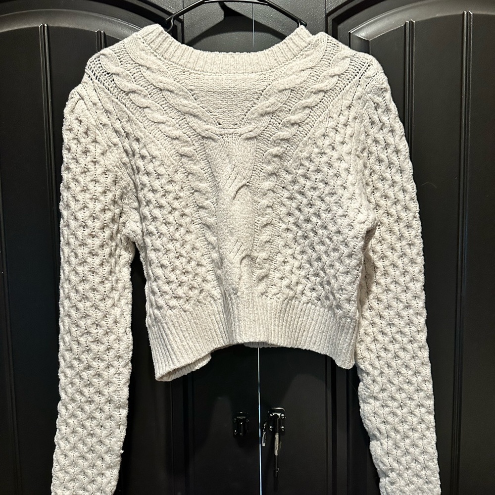 Cropped sweater